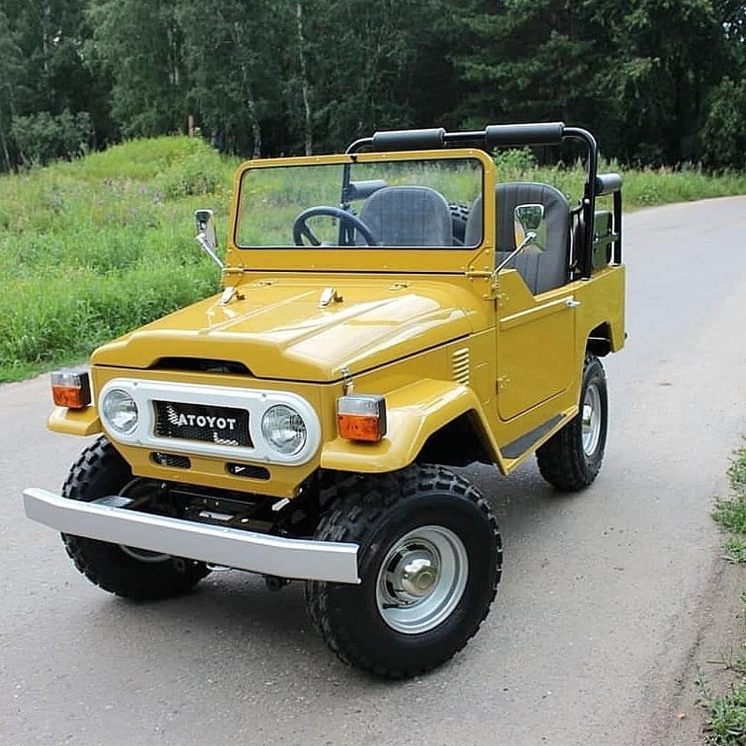 Электромобиль Toyota Land Cruiser FJ40 - купить по цене 1818100 руб. в  интернет-магазине Электрострит-Самара